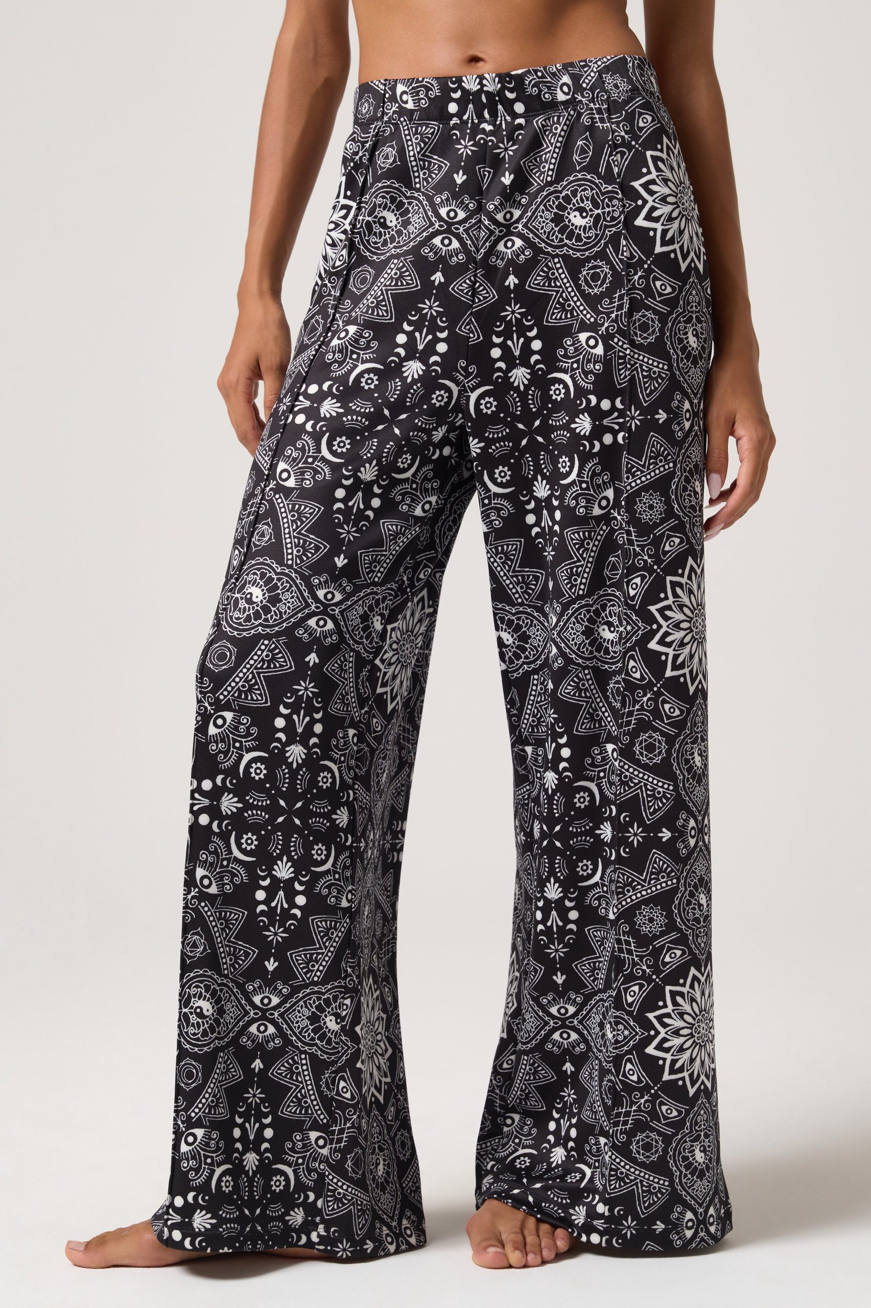 Roam Wide Leg Pant